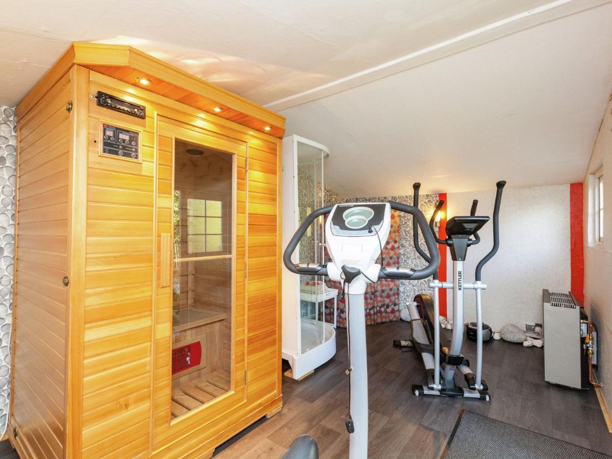 Charming Holiday Home In Malmedy With Sauna Chambre photo